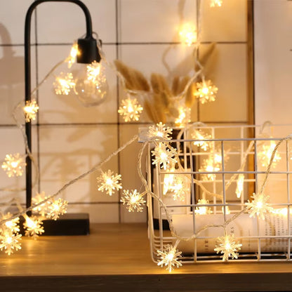 1.5/4/6M LED Snowflake Light String Battery/Usb Christmas Fairy Festoon Light Living Room Outdoor Garden Garland New Year Decor